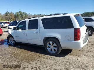 2007 Chevrolet Suburban LTZ with VIN 1GNFC16097J313249, listed as a Copart auction lot 42531285 with 211,780 mi miles and Salvage Title. Bid and sale history available at carsss.com. Image 2.