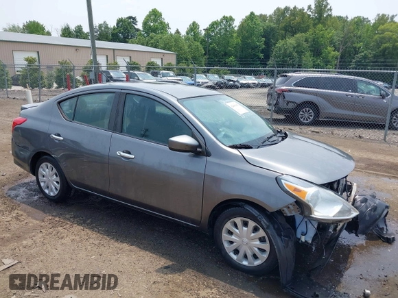 2016 Nissan Versa S с VIN 3N1CN7APXGL916946, выставлен на аукционе IAAI как лот 42400425 с пробегом 56 806 миль миль и . История ставок и продаж доступна на DreamBid. Изображение 1.