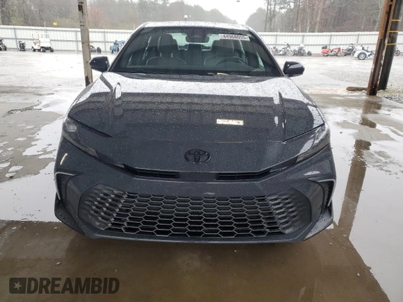 2025 Toyota Camry LE z VIN 4T1DAACK8SU059483, wystawiony jako Copart lot #44968055 z przebiegiem 19 771 mil mil oraz Nie do naprawy • Non repairable. Historia ofert i sprzedaży dostępna na DreamBid. Obrazek 5.