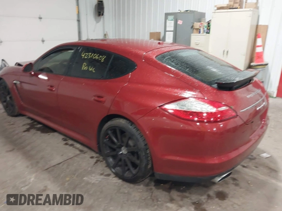 2011 Porsche Panamera с VIN WP0AA2A70BL020775, выставлен на аукционе IAAI как лот 42310608 с пробегом 101 802 миль миль и . История ставок и продаж доступна на DreamBid. Изображение 3.