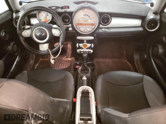 2008 MINI Hardtop with VIN WMWMF33558TT67668, listed as a Copart auction lot 50363795 with 72,738 mi miles and Salvage Title. Bid and sale history available at DreamBid. Image 8.