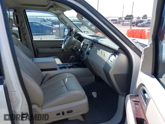 2010 Ford Expedition Max Limited с VIN 1FMJK2A50AEB72632, выставлен на аукционе IAAI как лот 42215693 с пробегом 150 346 миль миль и . История ставок и продаж доступна на DreamBid. Изображение 5.
