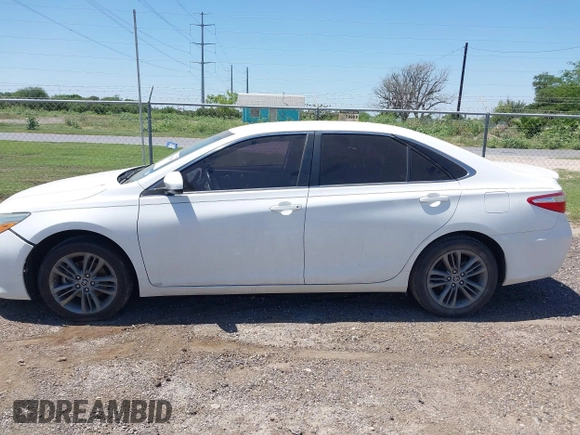 2015 Toyota Camry XLE with VIN 4T1BF1FK2FU895574, listed as a IAAI auction lot 41993588 with 107,377 mi miles. Bid and sale history available at carsss.com. Image 14.