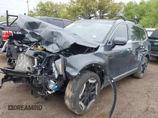 2023 Kia Telluride S with VIN 5XYP6DGC7PG339945, listed as a IAAI auction lot 41903398 with 25,072 mi miles and . Bid and sale history available at DreamBid. Image 17.