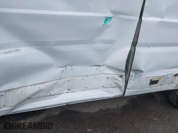 2015 Ram ProMaster Cargo with VIN 3C6URVJGXFE515112, listed as a IAAI auction lot 42016032 with 354,180 mi miles. Bid and sale history available at carsss.com. Image 6.
