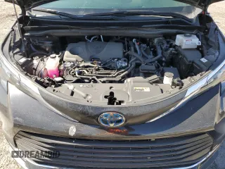 2024 Toyota Sienna XLE z VIN 5TDJRKEC6RS204692, wystawiony jako Copart lot #58079265 z przebiegiem 32 819 mil mil oraz Szkoda całkowita • Salvage title. Historia ofert i sprzedaży dostępna na DreamBid. Obrazek 12.