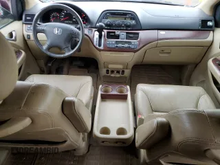 2008 Honda Odyssey EX-L with VIN 5FNRL38678B075882, listed as a Copart auction lot 52539105 with 207,404 mi miles and Salvage Title. Bid and sale history available at carsss.com. Image 8.