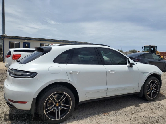 2019 Porsche Macan S with VIN WP1AB2A5XKLB34020, listed as a Copart auction lot 53504225 with 59,942 mi miles and Salvage title. Bid and sale history available at DreamBid. Image 3.