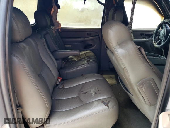 2005 Chevrolet Suburban LT with VIN 1GNFK16Z05J174384, listed as a Copart auction lot 82941113 with Not provided miles and Salvage title. Bid and sale history available at DreamBid. Image 12.