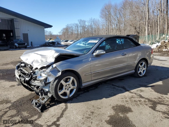 2005 Mercedes-Benz CLK-Class 5.0L with VIN WDBTK75J05F140800, listed as a Copart auction lot 46344235 with 75,931 mi miles and Salvage Title. Bid and sale history available at carsss.com. Image 1.