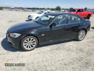 2011 BMW 3 Series 328i with VIN WBAPH5G50BNM76175, listed as a Copart auction lot 53102645 with 89,187 mi miles and Salvage Title. Bid and sale history available at carsss.com. Image 1.