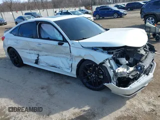 2024 Honda Civic Si z VIN 2HGFE1E5XRH474084, wystawiony jako IAAI lot #41465798 z przebiegiem 14 141 mil mil oraz . Historia ofert i sprzedaży dostępna na DreamBid. Obrazek 1.