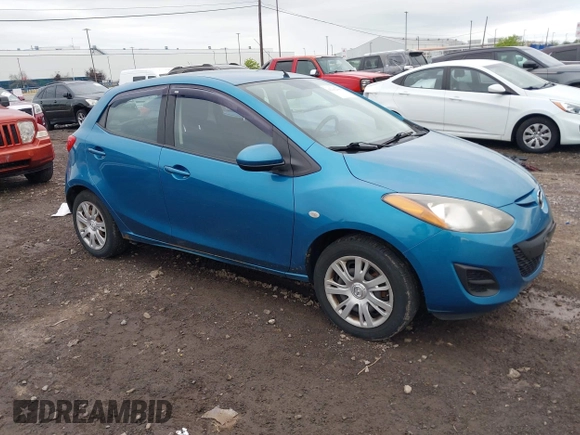 2012 Mazda 2 Sport z VIN JM1DE1KY7C0141308, wystawiony jako IAAI lot #42362946 z przebiegiem 125 424 mil mil oraz . Historia ofert i sprzedaży dostępna na DreamBid. Obrazek 1.