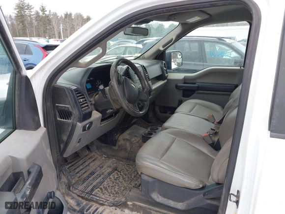 2019 Ford F-150 XL with VIN 1FTMF1CB2KKF33171, listed as a IAAI auction lot 41512558 with 114,074 mi miles. Bid and sale history available at carsss.com. Image 5.