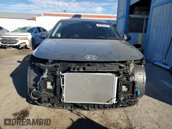 2024 Hyundai Kona Essential with VIN KM8HA3AB9RU099629, listed as a Copart auction lot 82632094 with 4,966 mi miles and Salvage Title. Bid and sale history available at DreamBid. Image 5.