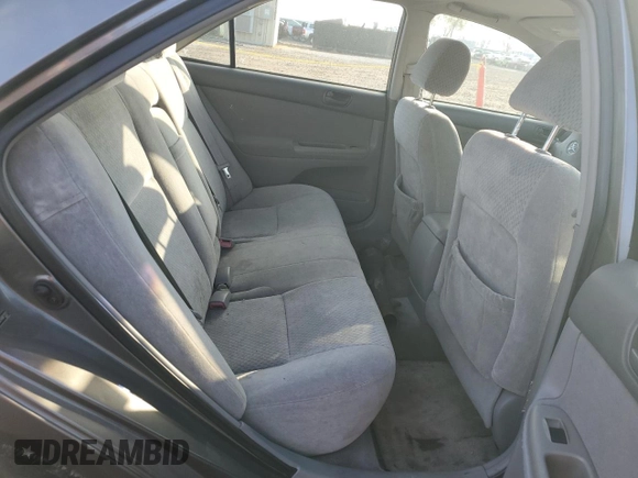 2004 Toyota Camry LE with VIN 4T1BE32K54U811927, listed as a Copart auction lot 80942704 with 197,990 mi miles and Clean title. Bid and sale history available at DreamBid. Image 10.