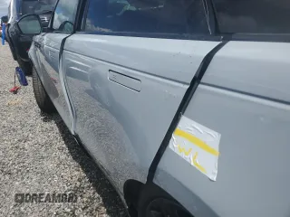 2025 Land Rover Range Rover Velar Dynamic SE z VIN SALYL2EX9SA393675, wystawiony jako Copart lot #74065714 z przebiegiem Nie podano mil oraz Nie do naprawy • Non repairable. Historia ofert i sprzedaży dostępna na DreamBid. Obrazek 13.