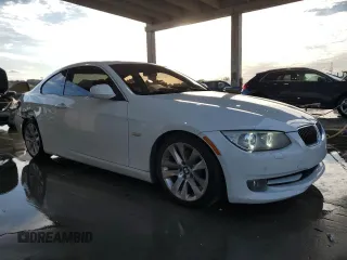 2013 BMW 3 Series 328i with VIN WBAKE3C50DE772264, listed as a Copart auction lot 88314935 with 140,757 mi miles and Salvage Title. Bid and sale history available at DreamBid. Image 4.