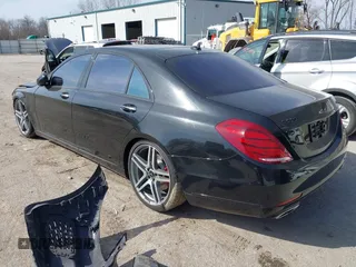 2015 Mercedes-Benz S 550 z VIN WDDUG8FB6FA135044, wystawiony jako IAAI lot #41791414 z przebiegiem 155 938 mil mil oraz . Historia ofert i sprzedaży dostępna na DreamBid. Obrazek 3.