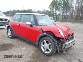 2005 MINI Hardtop with VIN WMWRC33485TJ67837, listed as a IAAI auction lot 41806208 with 140,646 mi miles and . Bid and sale history available at DreamBid. Image 1.
