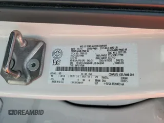 2015 Ford Escape SE with VIN 1FMCU9G98FUB34200, listed as a Copart auction lot 52433385 with 93,913 mi miles and Clean Title. Bid and sale history available at DreamBid. Image 13.