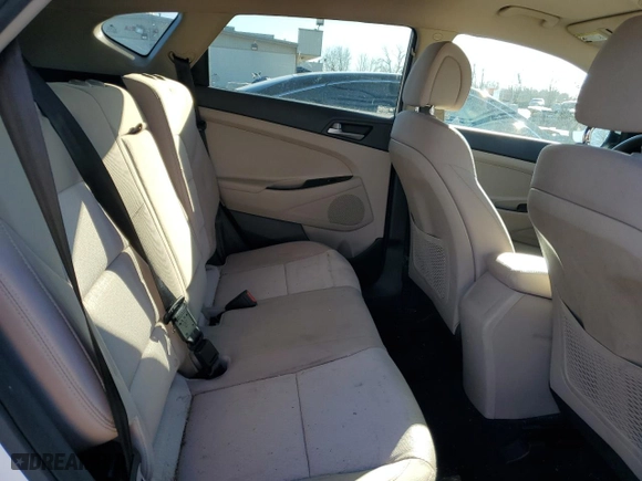 2018 Hyundai Tucson SE with VIN KM8J23A40JU808341, listed as a Copart auction lot 42802795 with 46,639 mi miles and Salvage Title. Bid and sale history available at carsss.com. Image 10.