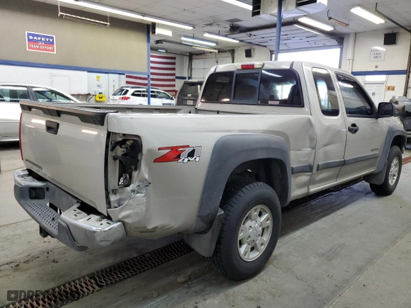 2004 Chevrolet Colorado LS Z85 with VIN 1GCDT196948134440, listed as a Copart auction lot 87057164 with 227,803 mi miles and Salvage Title. Bid and sale history available at carsss.com. Image 3.