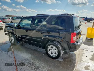 2016 Jeep Patriot Sport with VIN 1C4NJPBA0GD513110, listed as a Copart auction lot 61366905 with 109,521 mi miles and Salvage title. Bid and sale history available at DreamBid. Image 2.