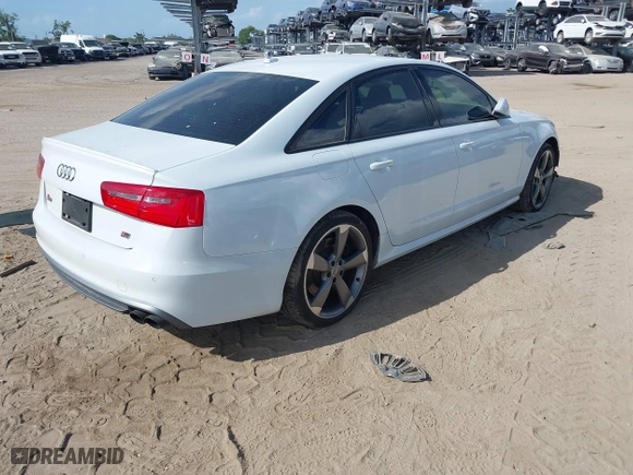 2015 Audi S6 Prestige with VIN WAUF2AFC0FN006210, listed as a IAAI auction lot 41951372 with 110,147 mi miles. Bid and sale history available at carsss.com. Image 4.