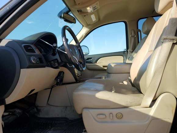 2008 Chevrolet Suburban LTZ with VIN 3GNFC16008G170503, listed as a Copart auction lot 78436104 with 225,909 mi miles and Salvage Title. Bid and sale history available at carsss.com. Image 7.