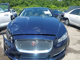 2016 Jaguar XJ Portfolio with VIN SAJWA2G73G8V92934, listed as a IAAI auction lot 42557171 with 106,413 mi miles and . Bid and sale history available at DreamBid. Image 12.