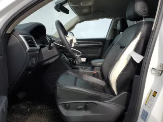 2021 Volkswagen Atlas SE z VIN 1V2LP2CA6MC574811, wystawiony jako Copart lot #41780595 z przebiegiem Nie podano mil oraz Szkody całkowita. Historia ofert i sprzedaży dostępna na DreamBid. Obrazek 7.