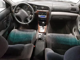 2000 Subaru Legacy Outback with VIN 4S3BH6658Y7655596, listed as a Copart auction lot 43420625 with 292,367 mi miles and Salvage title. Bid and sale history available at DreamBid. Image 8.