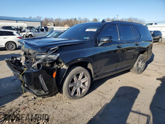 2021 Cadillac Escalade Sport Platinum z VIN 1GYS4GKL8MR263409, wystawiony jako Copart lot #45634055 z przebiegiem 46 790 mil mil oraz Szkoda całkowita • Salvage title. Historia ofert i sprzedaży dostępna na DreamBid. Obrazek 1.