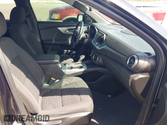 2020 Chevrolet Blazer LT with VIN 3GNKBCRSXLS690885, listed as a IAAI auction lot 42093344 with 61,608 mi miles and . Bid and sale history available at DreamBid. Image 5.