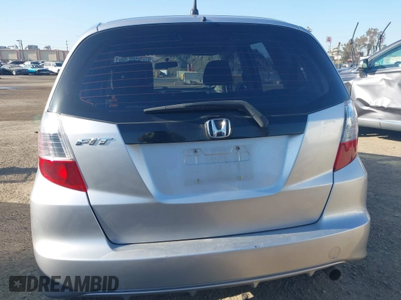 2013 Honda Fit with VIN JHMGE8H39DC055353, listed as a IAAI auction lot 41986501 with 159,569 mi miles. Bid and sale history available at carsss.com. Image 16.