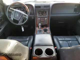 2015 Lincoln Navigator z VIN 5LMJJ2JT7FEJ06567, wystawiony jako Copart lot #88794585 z przebiegiem 144 788 mil mil oraz Szkoda całkowita • Salvage title. Historia ofert i sprzedaży dostępna na DreamBid. Obrazek 8.