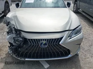 2022 Lexus ES 300h with VIN 58ADA1C13NU013371, listed as a IAAI auction lot 41937839 with 22,503 mi miles and . Bid and sale history available at DreamBid. Image 6.