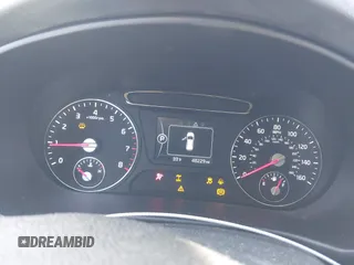 2018 Kia Sorento LX with VIN 5XYPGDA35JG404725, listed as a IAAI auction lot 41188949 with 48,229 mi miles. Bid and sale history available at carsss.com. Image 7.