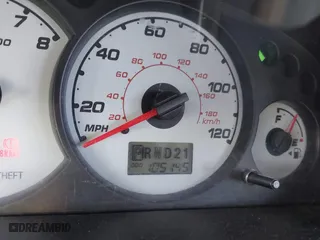 2002 Ford Escape XLT Choice with VIN 1FMYU03112KC92109, listed as a IAAI auction lot 41382961 with 105,145 mi miles. Bid and sale history available at carsss.com. Image 7.