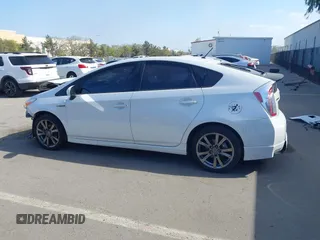 2013 Toyota Prius One with VIN JTDKN3DU8D5672924, listed as a IAAI auction lot 42011744 with 153,772 mi miles. Bid and sale history available at carsss.com. Image 15.