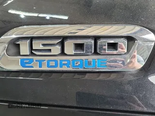 2022 Ram 1500 Big Horn z VIN 1C6RRFFG3NN179009, wystawiony jako IAAI lot #42521052 z przebiegiem 60 189 mil mil oraz . Historia ofert i sprzedaży dostępna na DreamBid. Obrazek 6.