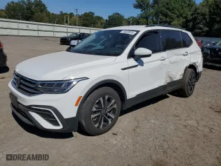 2022 Volkswagen Tiguan S with VIN 3VV1B7AX6NM088271, listed as a Copart auction lot 74822874 with 28,097 mi miles and Salvage Title. Bid and sale history available at carsss.com. Image 1.