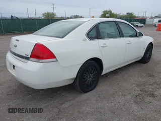 2008 Chevrolet Impala LS with VIN 2G1WB55KX89198611, listed as a IAAI auction lot 41882505 with 212,782 mi miles and . Bid and sale history available at DreamBid. Image 4.