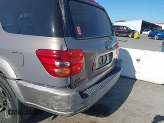 2002 Toyota Sequoia SR5 with VIN 5TDZT34A72S117383, listed as a IAAI auction lot 42219102 with 171,461 mi miles and . Bid and sale history available at carsss.com. Image 11.