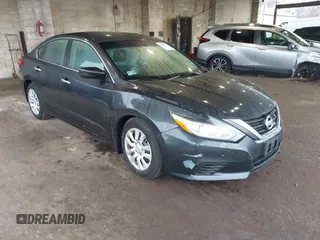 2016 Nissan Altima 2.5 S with VIN 1N4AL3AP2GN359622, listed as a IAAI auction lot 41840253 with 80,815 mi miles. Bid and sale history available at carsss.com. Image 1.