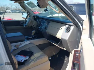 2014 Ford Expedition EL XLT with VIN 1FMJK1J50EEF37813, listed as a IAAI auction lot 41769599 with 214,041 mi miles. Bid and sale history available at carsss.com. Image 5.