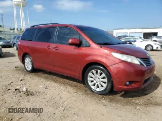 2013 Toyota Sienna XLE с VIN 5TDDK3DC4DS064952, выставлен на аукционе Copart как лот 56797335 с пробегом Не указан миль и Списание • Salvage title. История ставок и продаж доступна на DreamBid. Изображение 4.