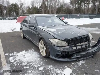 2007 Mercedes-Benz S-Class 5.5L V8 with VIN WDDNG86X87A116612, listed as a IAAI auction lot 41504601 with 114,520 mi miles. Bid and sale history available at carsss.com. Image 1.