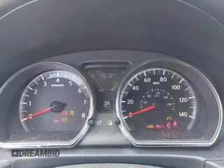 2019 Nissan Versa SV z VIN 3N1CN7AP7KL804002, wystawiony jako IAAI lot #42134636 z przebiegiem 75 107 mil mil oraz . Historia ofert i sprzedaży dostępna na DreamBid. Obrazek 7.